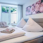 Saar-steg Apartman *