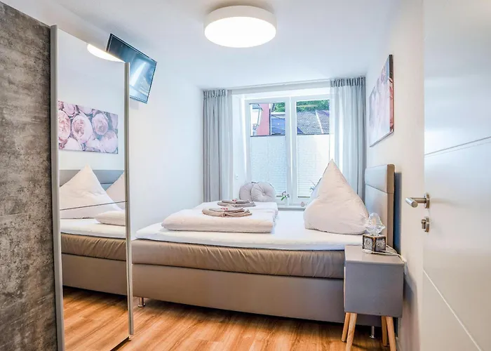 Saar-steg * Saarburg